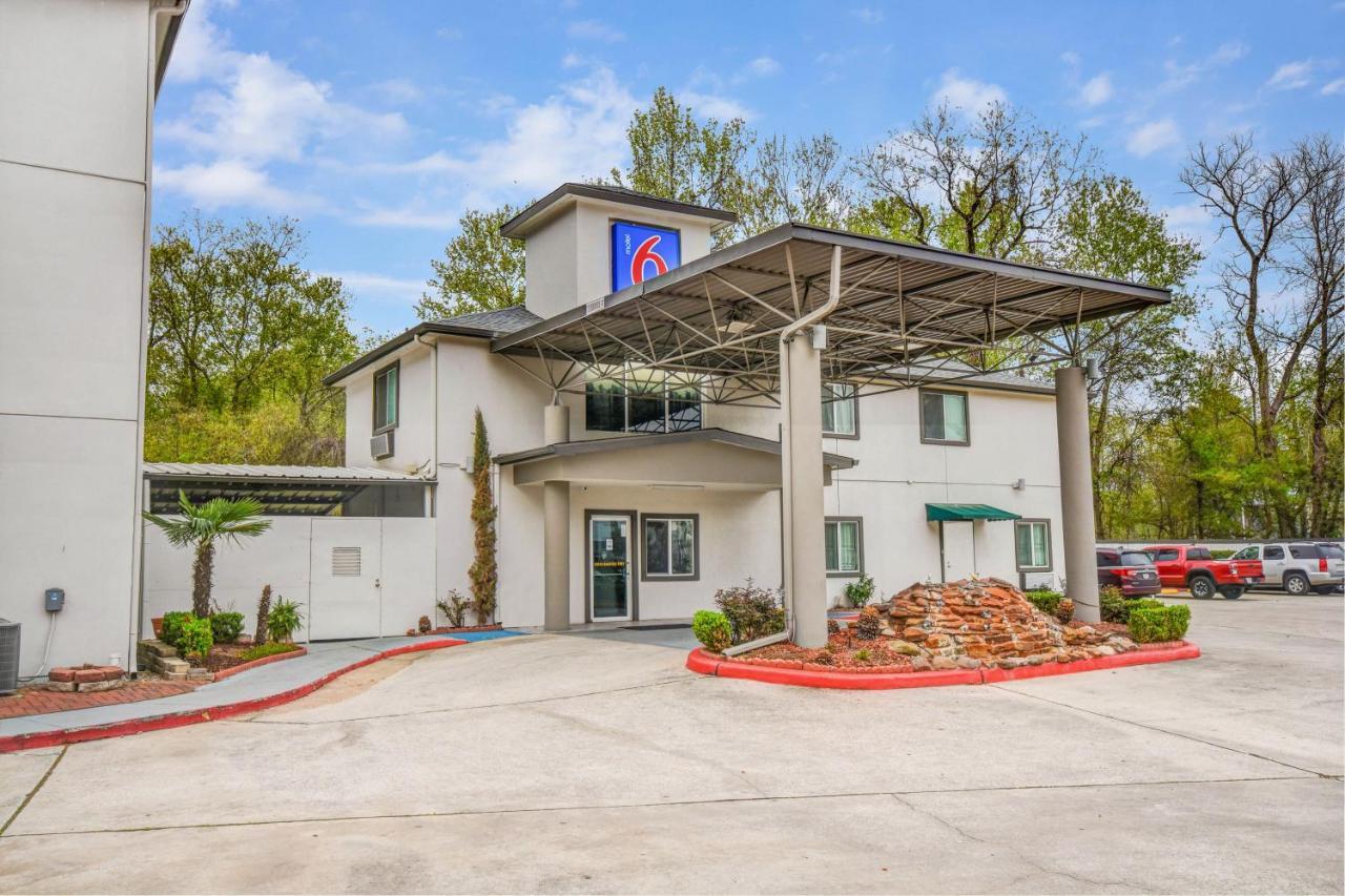 Motel 6 Humble, Tx - Houston International Airport Bagian luar foto