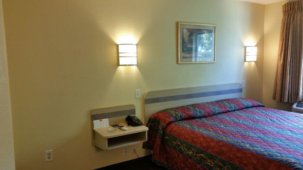 Motel 6 Humble, Tx - Houston International Airport Bagian luar foto